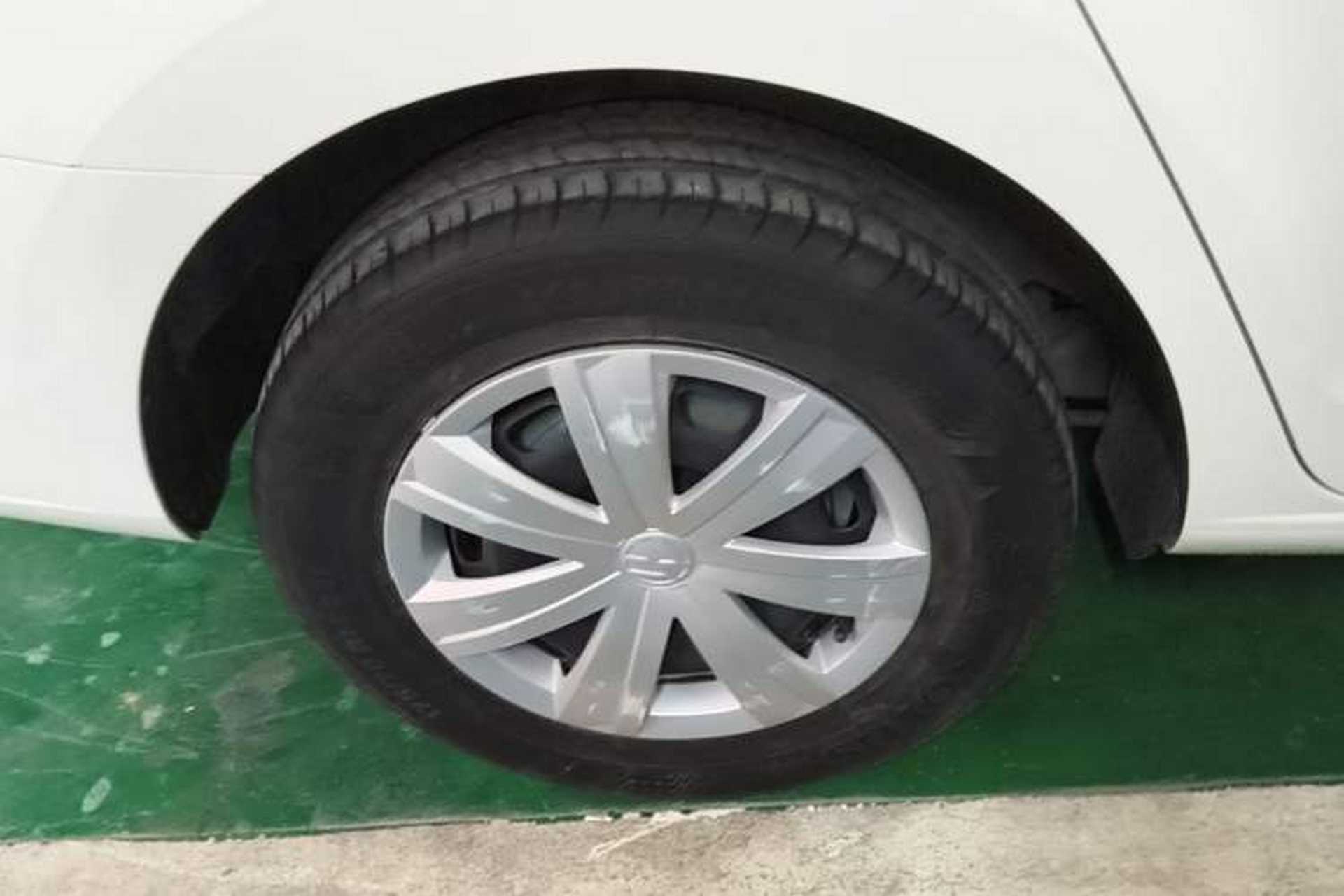 Used Volkswagen Jetta 2017 1.5L Automatic Fashion Model Right Rear Wheel Hub