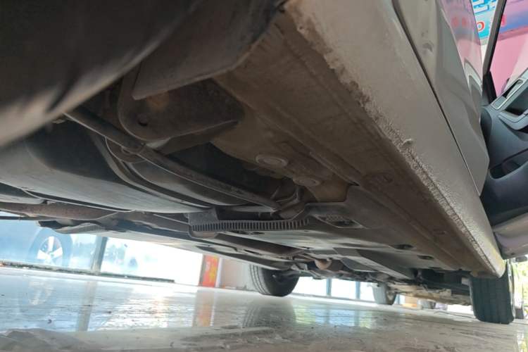 Used Volkswagen Jetta 2017 1.4L Manual Fashion Edition Right Side Sill