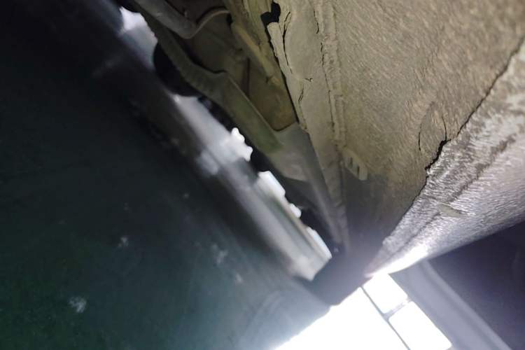 Used Volkswagen Jetta 2017 1.5L Manual Fashion Edition Right Side Sill