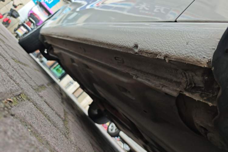 Used Volkswagen Jetta 2017 1.5L Automatic Comfort Model Right Side Sill