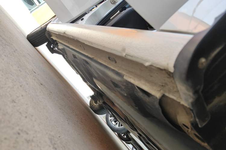 Used Volkswagen Jetta 2017 1.4L Manual Fashion Edition Right Side Sill