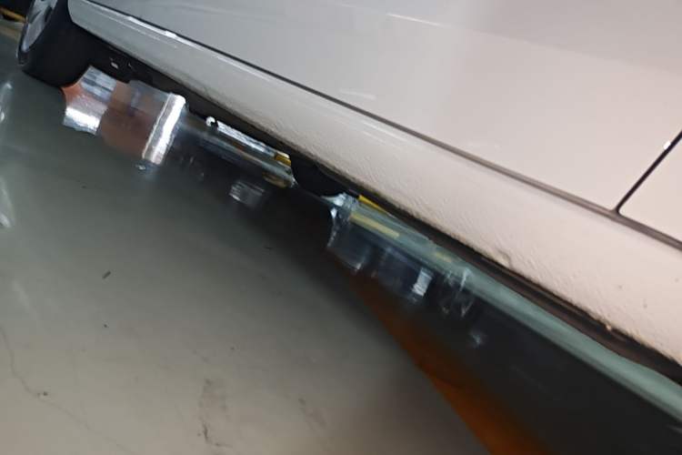 Used Volkswagen Jetta 2017 1.4L Manual Fashion Edition Right Side Sill