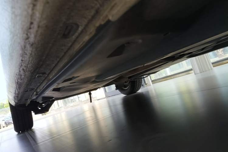 Used Volkswagen Jetta 2017 1.5L Manual Fashion Edition Right Side Sill