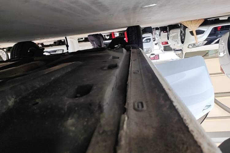 Used Volkswagen Jetta 2017 1.5L Automatic Fashion Model Right Side Sill