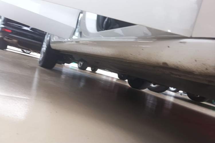 Used Volkswagen Jetta 2017 1.5L Automatic Fashion Model Right Side Sill