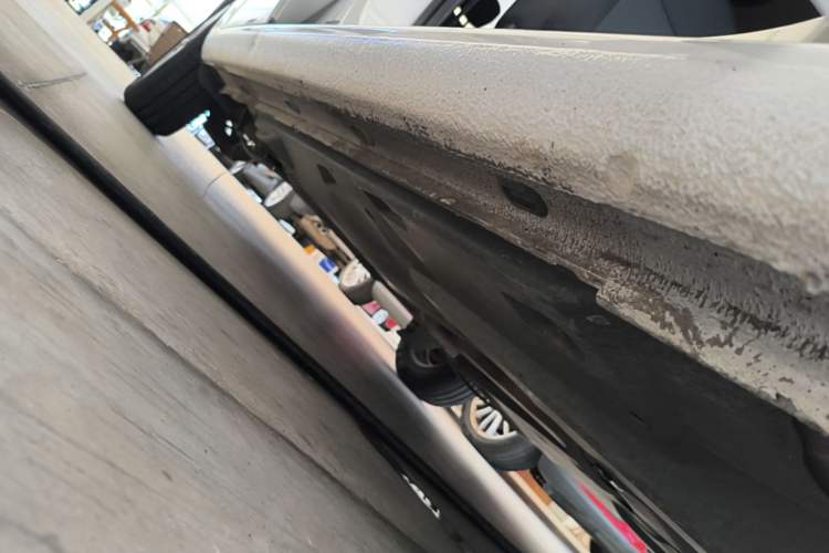 Used Volkswagen Jetta 2017 1.5L Automatic Fashion Model Right Side Sill