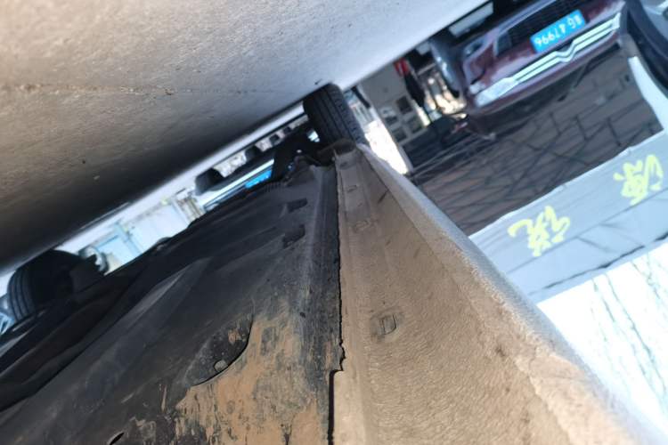 Used Volkswagen Jetta 2017 1.5L Manual Fashion Edition Right Side Sill