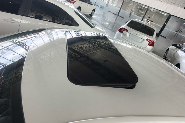 Used Volkswagen Jetta 2017 1.5L Automatic Comfort Model Roof
