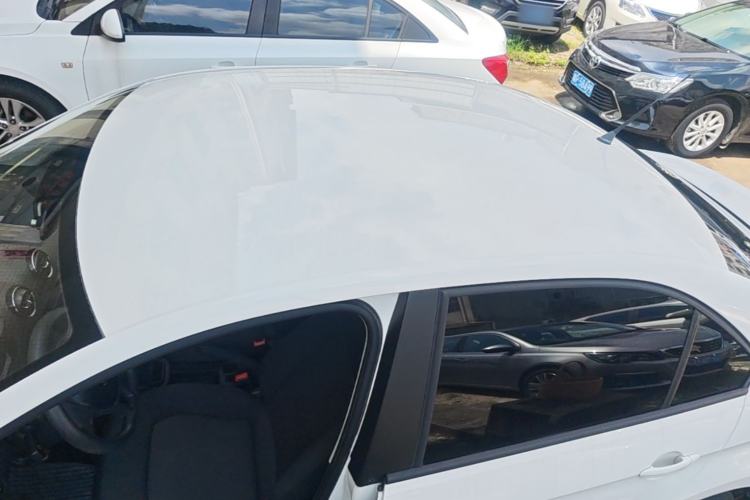 Used Volkswagen Jetta 2017 1.5L Manual Fashion Edition Roof