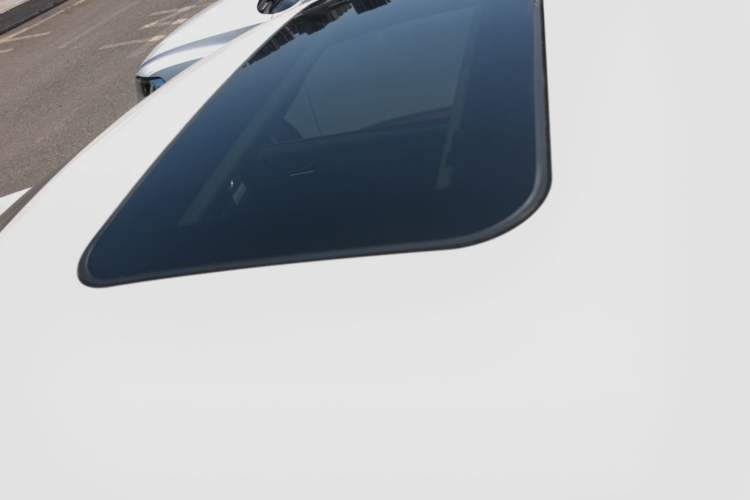 Used Volkswagen Jetta 2017 1.4L Manual Comfort Model Roof