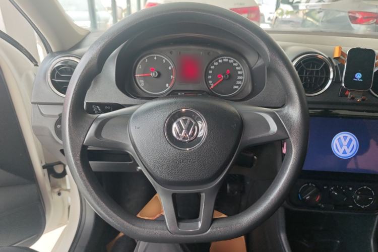 Used Volkswagen Jetta 2017 1.4L Manual Fashion Edition Steering Wheel
