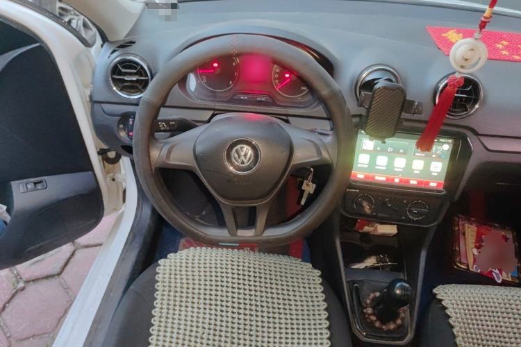 Used Volkswagen Jetta 2017 1.4L Manual Fashion Edition Steering Wheel