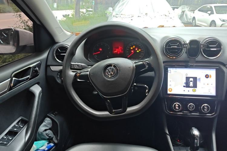 Used Volkswagen Jetta 2017 1.5L Automatic Comfort Model Steering Wheel