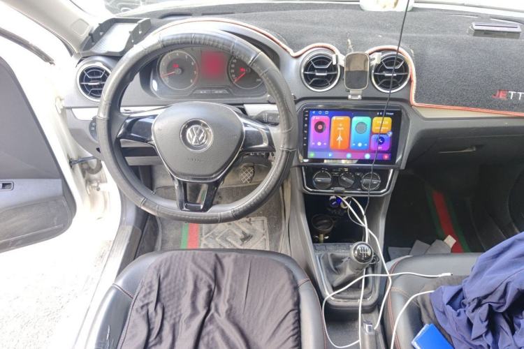 Used Volkswagen Jetta 2017 1.5L Manual Comfort Model Steering Wheel
