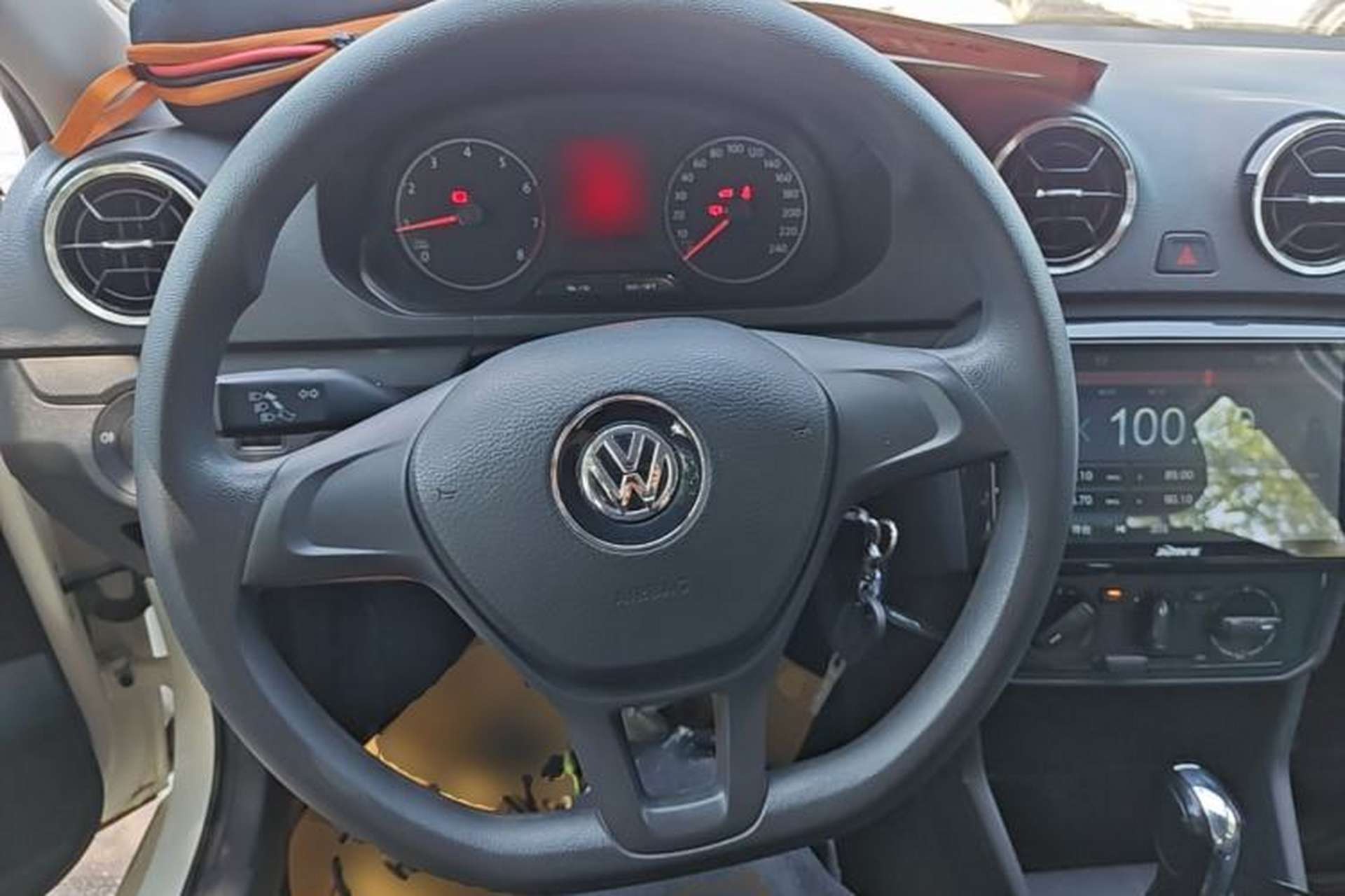 Used Volkswagen Jetta 2017 1.5L Automatic Fashion Model Steering Wheel