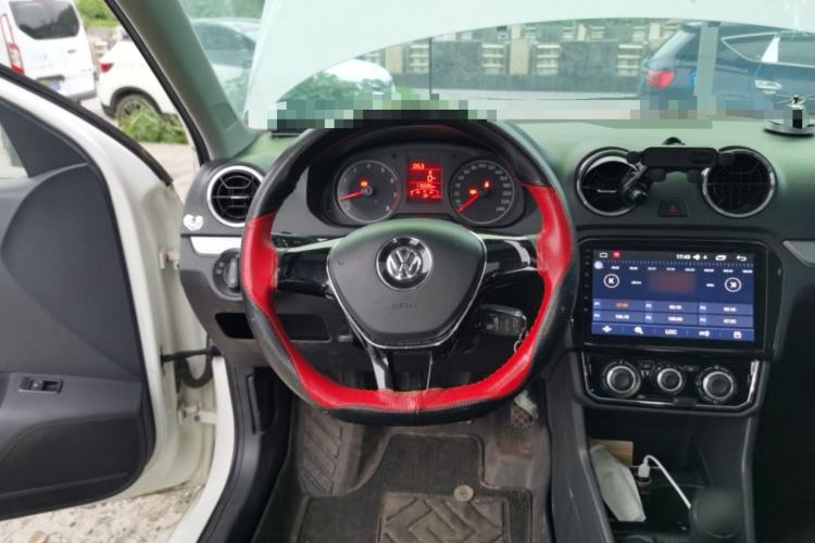 Used Volkswagen Jetta 2017 1.4L Manual Comfort Model Steering Wheel