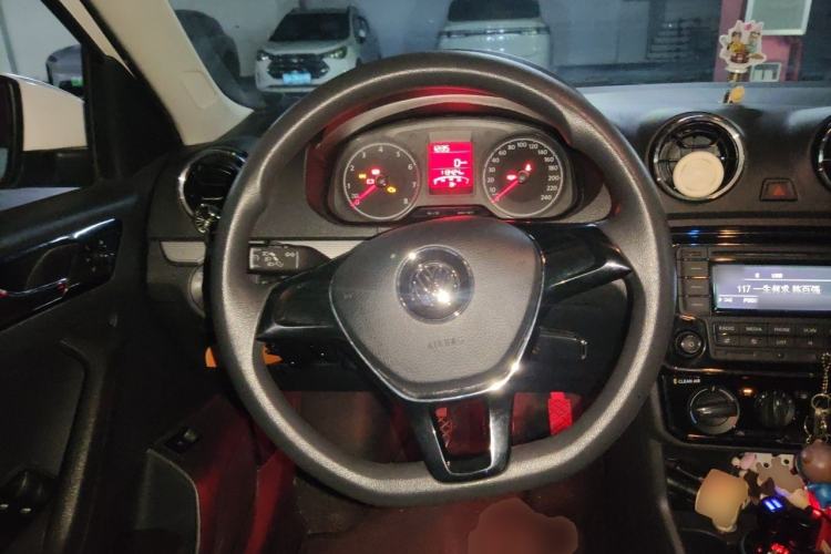 Used Volkswagen Jetta 2017 1.5L Manual Comfort Model Steering Wheel