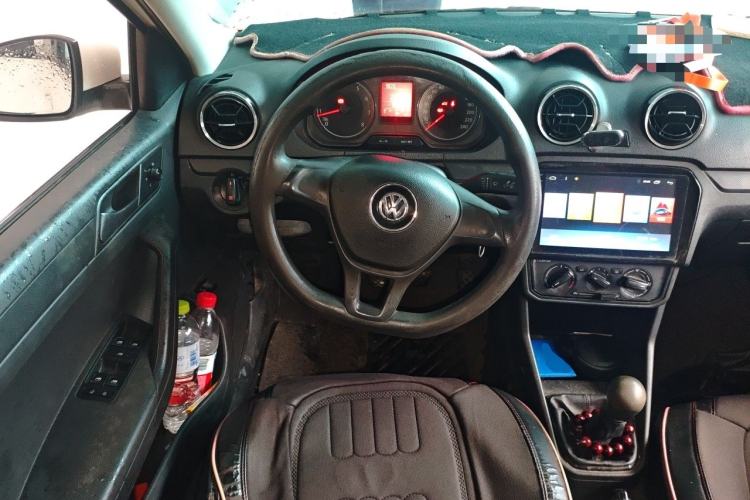 Used Volkswagen Jetta 2017 1.5L Manual Fashion Edition Steering Wheel