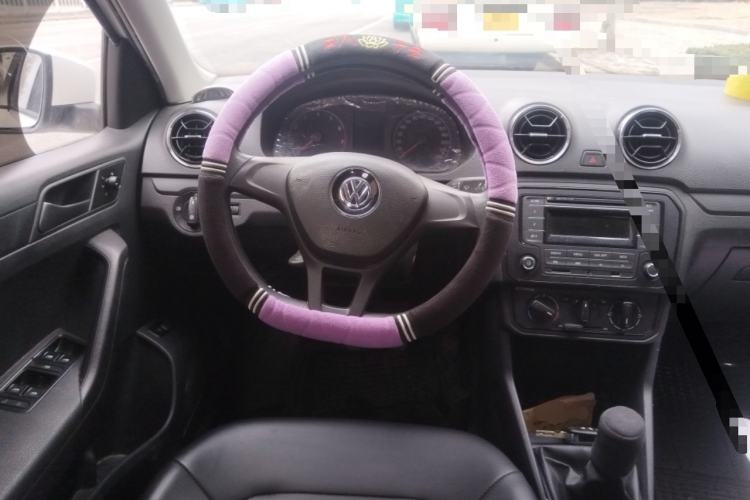Used Volkswagen Jetta 2017 1.4L Manual Fashion Edition Steering Wheel