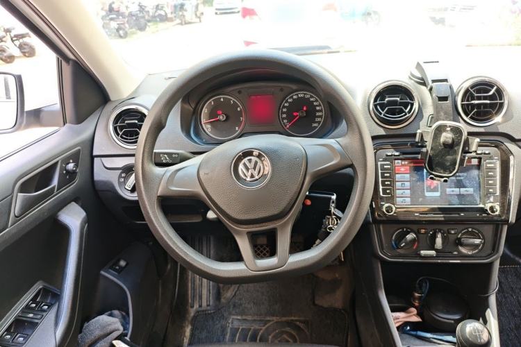 Used Volkswagen Jetta 2017 1.4L Manual Fashion Edition Steering Wheel