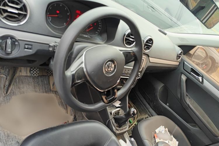 Used Volkswagen Jetta 2017 1.5L Manual Comfort Model Steering Wheel