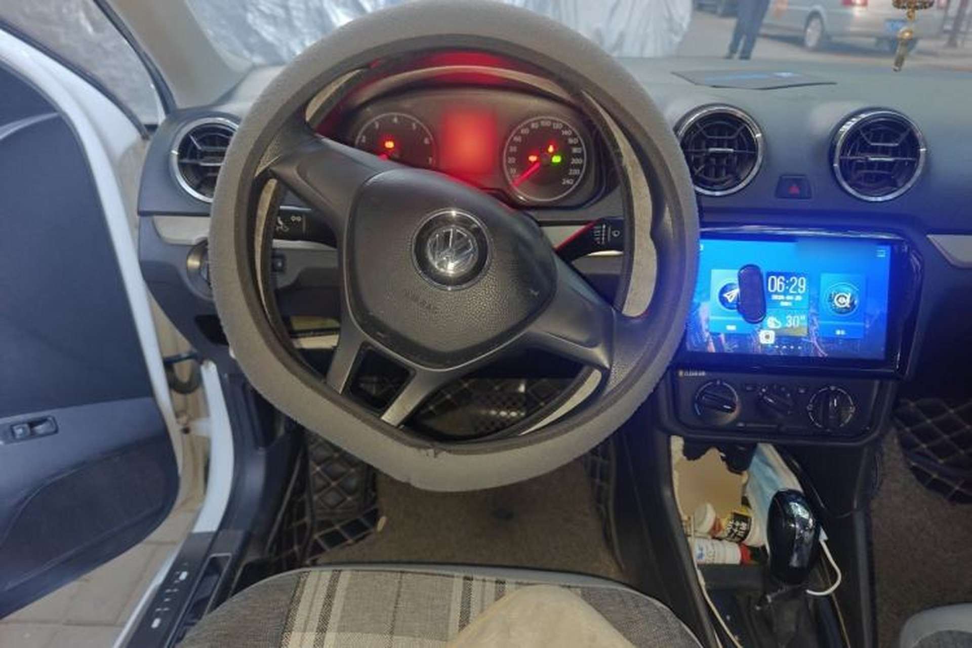 Used Volkswagen Jetta 2017 1.5L Automatic Fashion Model Steering Wheel