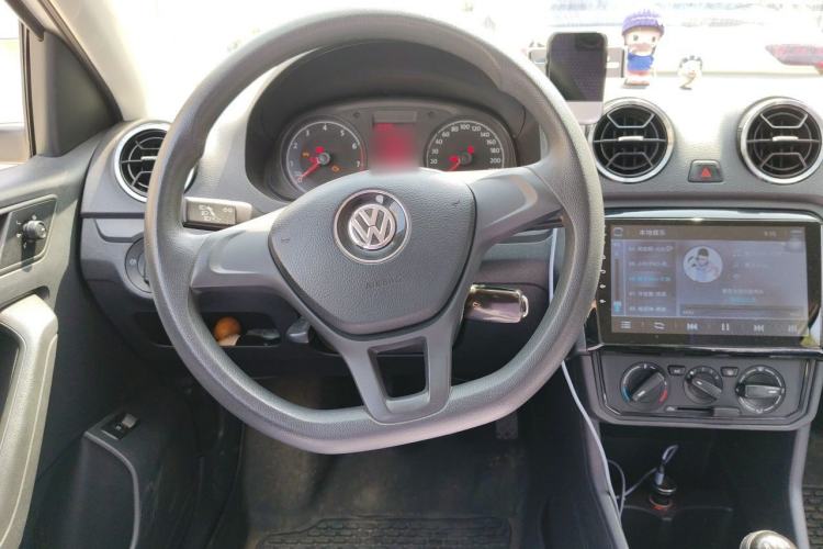 Used Volkswagen Jetta 2017 1.4L Manual Fashion Edition Steering Wheel