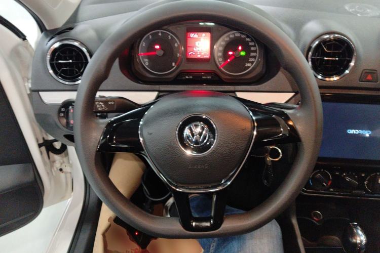 Used Volkswagen Jetta 2017 1.5L Automatic Comfort Model Steering Wheel