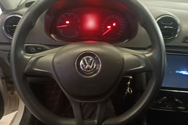 Used Volkswagen Jetta 2017 1.5L Automatic Fashion Model Steering Wheel