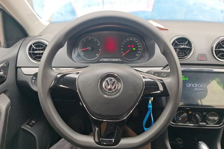 Used Volkswagen Jetta 2017 1.5L Automatic Comfort Model Steering Wheel