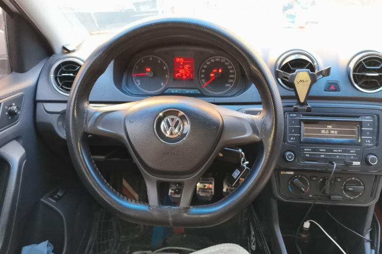 Used Volkswagen Jetta 2017 1.4L Manual Fashion Edition Steering Wheel