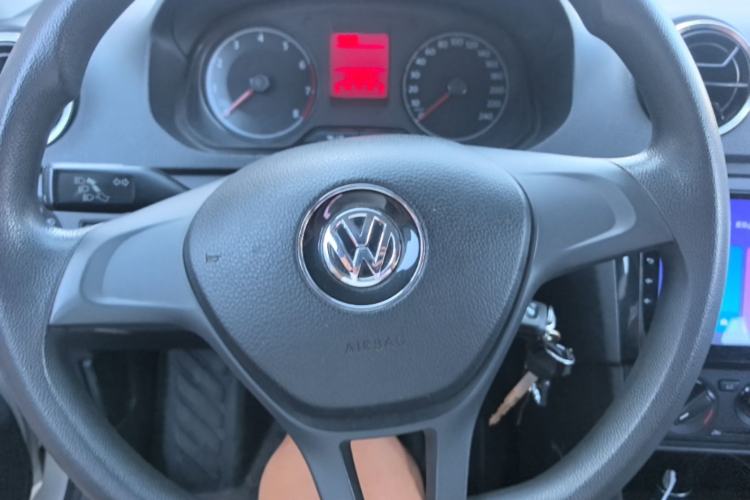 Used Volkswagen Jetta 2017 1.4L Manual Fashion Edition Steering Wheel