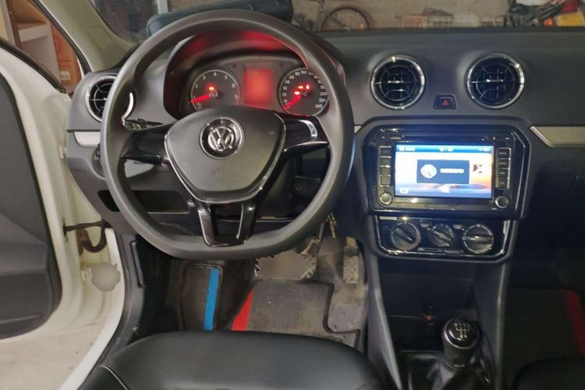 Used Volkswagen Jetta 2017 1.4L Manual Comfort Model Steering Wheel