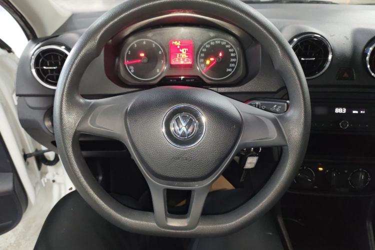 Used Volkswagen Jetta 2017 1.5L Manual Fashion Edition Steering Wheel