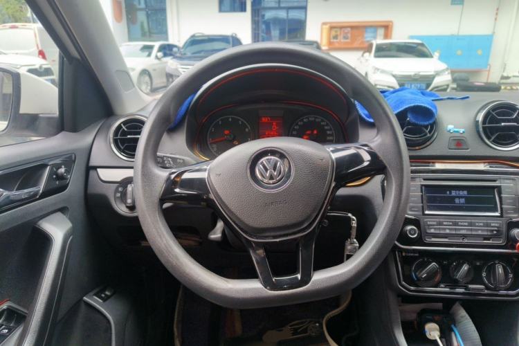 Used Volkswagen Jetta 2017 1.5L Manual Comfort Model Steering Wheel