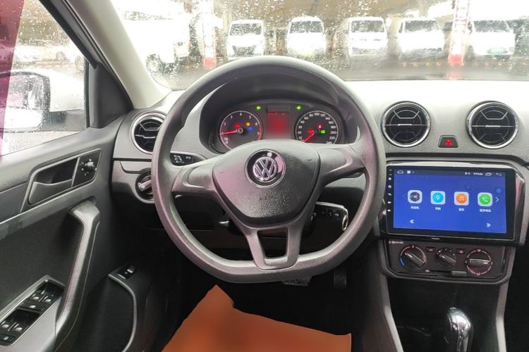 Used Volkswagen Jetta 2017 1.5L Automatic Fashion Model Steering Wheel