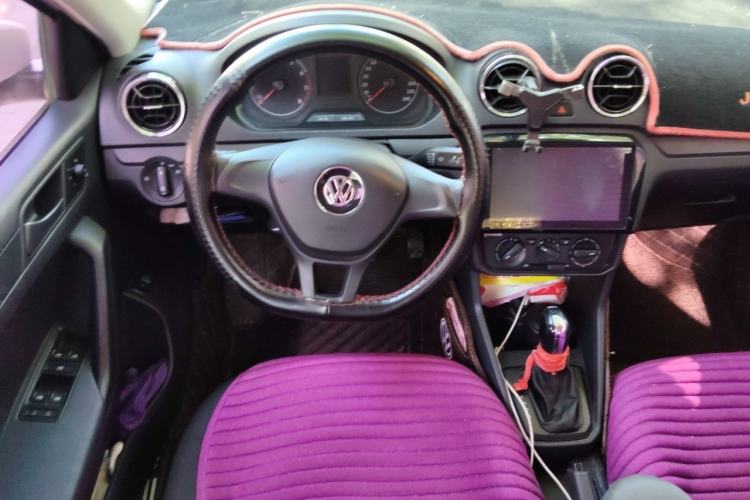 Used Volkswagen Jetta 2017 1.5L Automatic Fashion Model Steering Wheel
