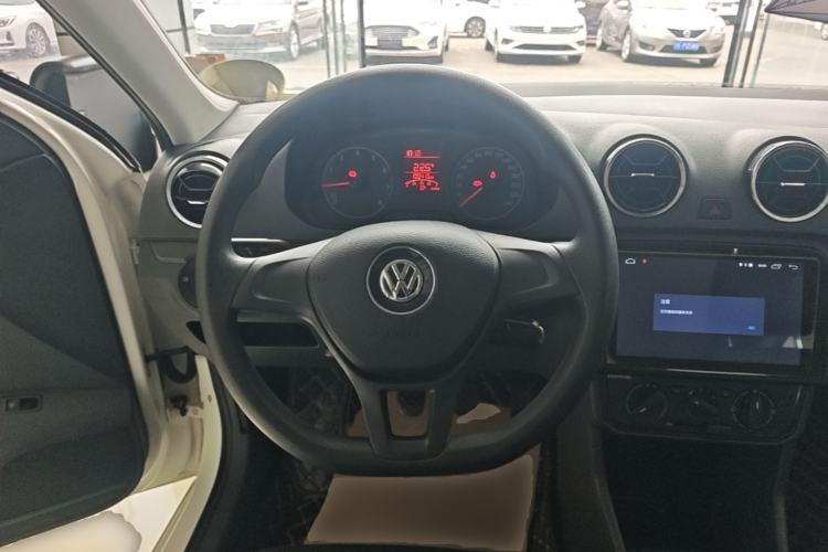 Used Volkswagen Jetta 2017 1.4L Manual Fashion Edition Steering Wheel
