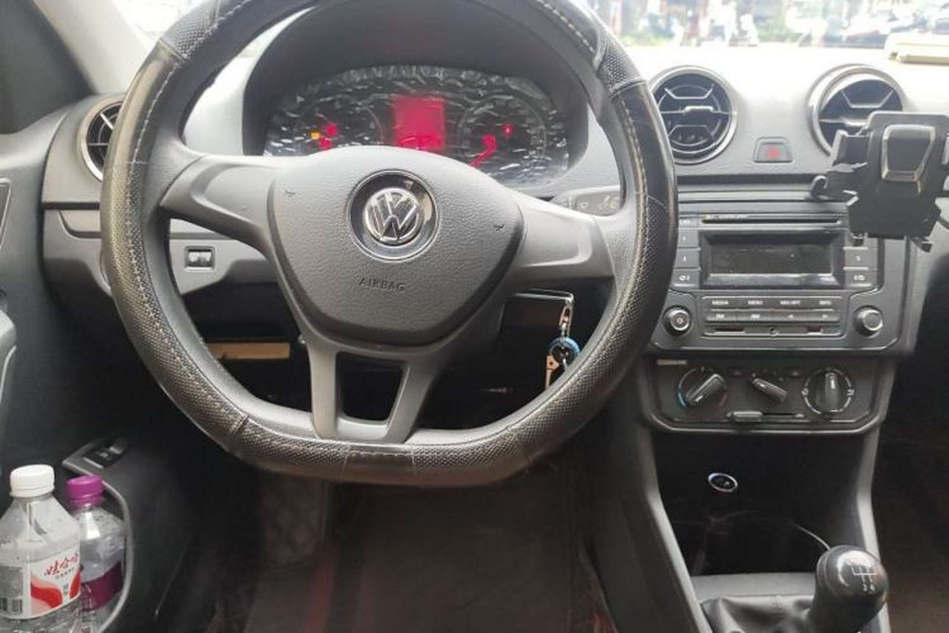 Used Volkswagen Jetta 2017 1.4L Manual Fashion Edition Steering Wheel
