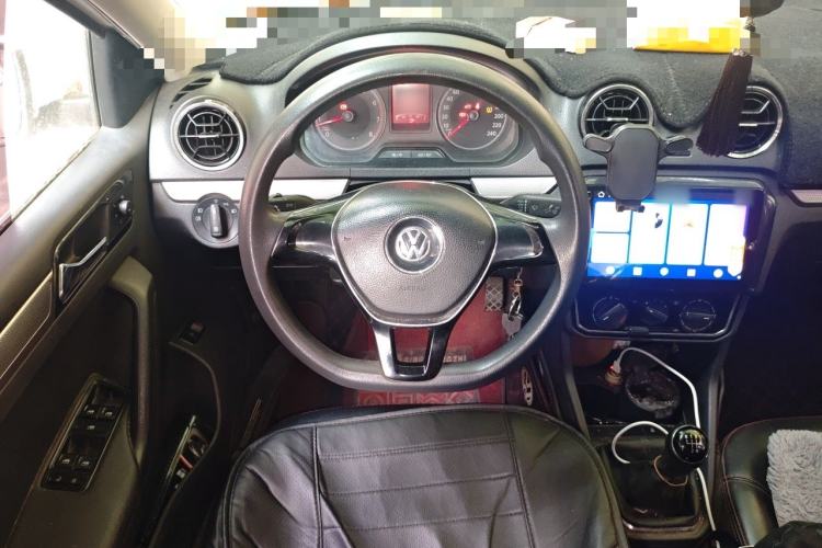 Used Volkswagen Jetta 2017 1.5L Manual Comfort Model Steering Wheel