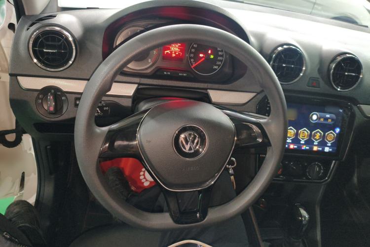 Used Volkswagen Jetta 2017 1.5L Automatic Comfort Model Steering Wheel