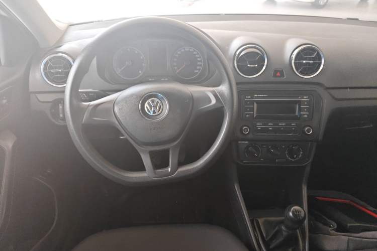Used Volkswagen Jetta 2017 1.4L Manual Fashion Edition Steering Wheel