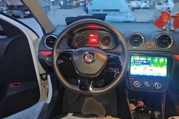 Used Volkswagen Jetta 2017 1.4L Manual Fashion Edition Steering Wheel