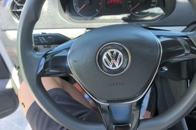 Used Volkswagen Jetta 2017 1.4L Manual Comfort Model Steering Wheel