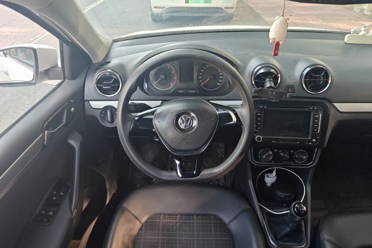 Used Volkswagen Jetta 2017 1.4L Manual Comfort Model Steering Wheel