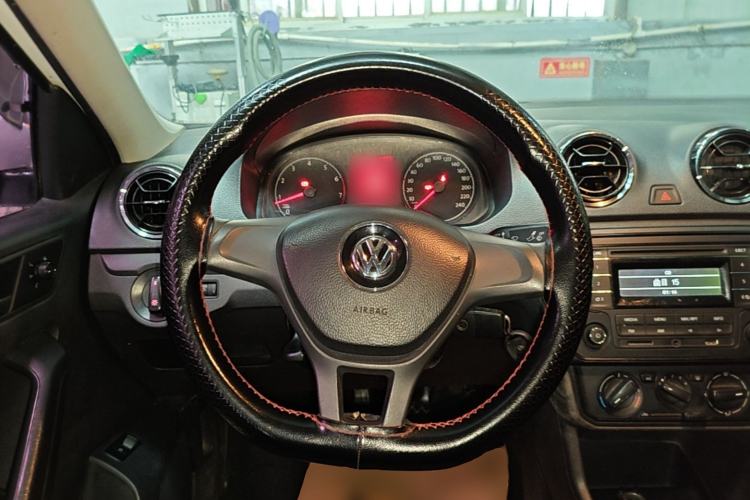 Used Volkswagen Jetta 2017 1.4L Manual Fashion Edition Steering Wheel