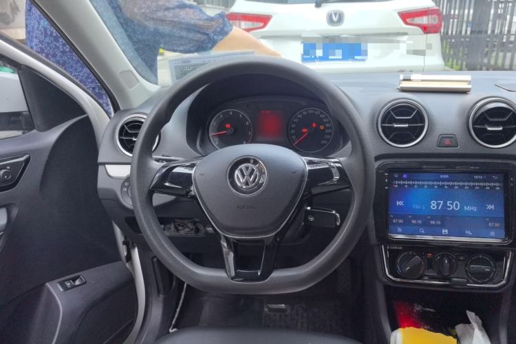 Used Volkswagen Jetta 2017 1.5L Manual Comfort Model Steering Wheel