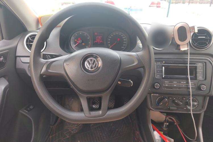 Used Volkswagen Jetta 2017 1.5L Manual Fashion Edition Steering Wheel