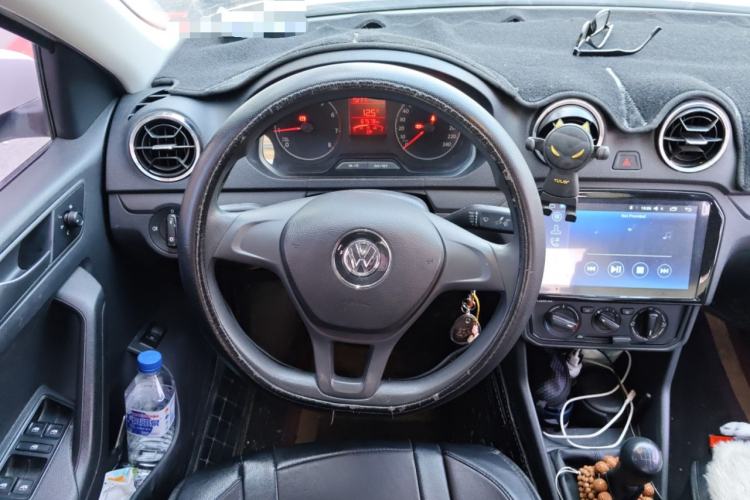 Used Volkswagen Jetta 2017 1.5L Manual Fashion Edition Steering Wheel