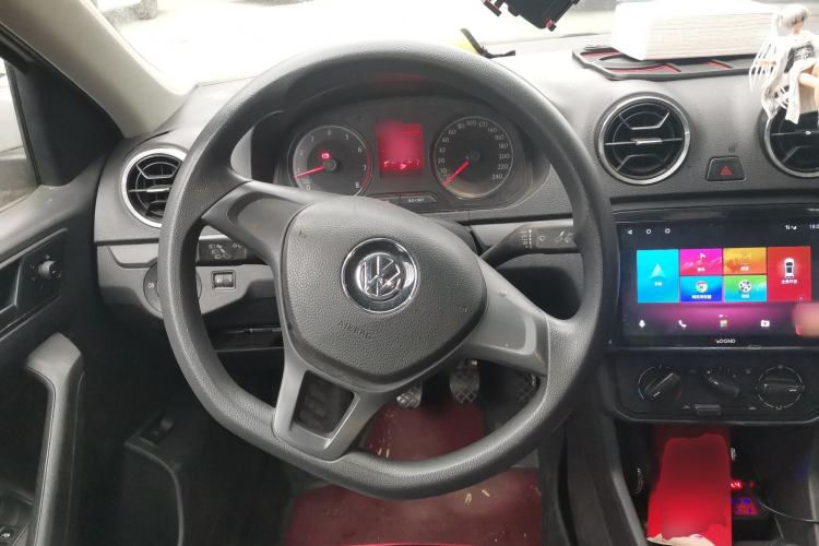 Used Volkswagen Jetta 2017 1.4L Manual Fashion Edition Steering Wheel